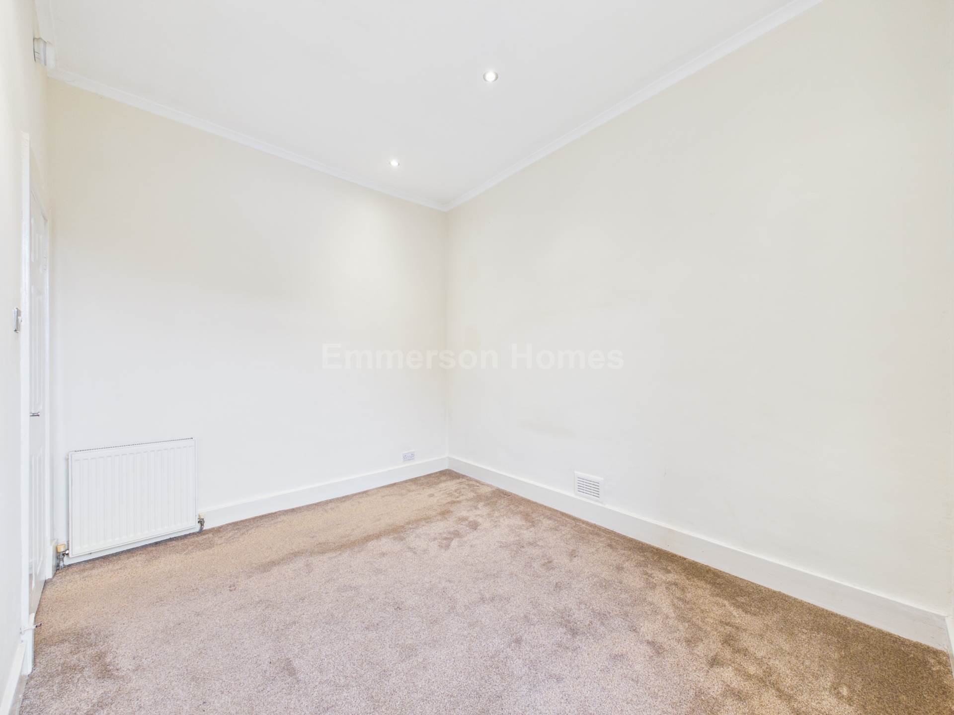 Main Road, Elderslie, PA5, Image 8