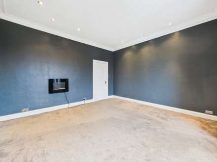 Main Road, Elderslie, PA5, Image 3