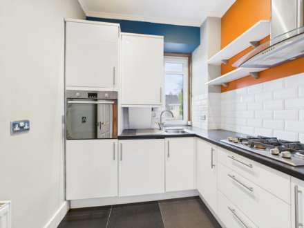 Main Road, Elderslie, PA5, Image 4