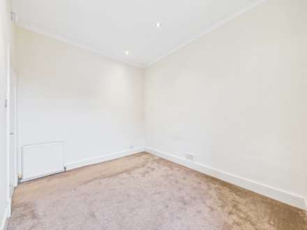 Main Road, Elderslie, PA5, Image 8