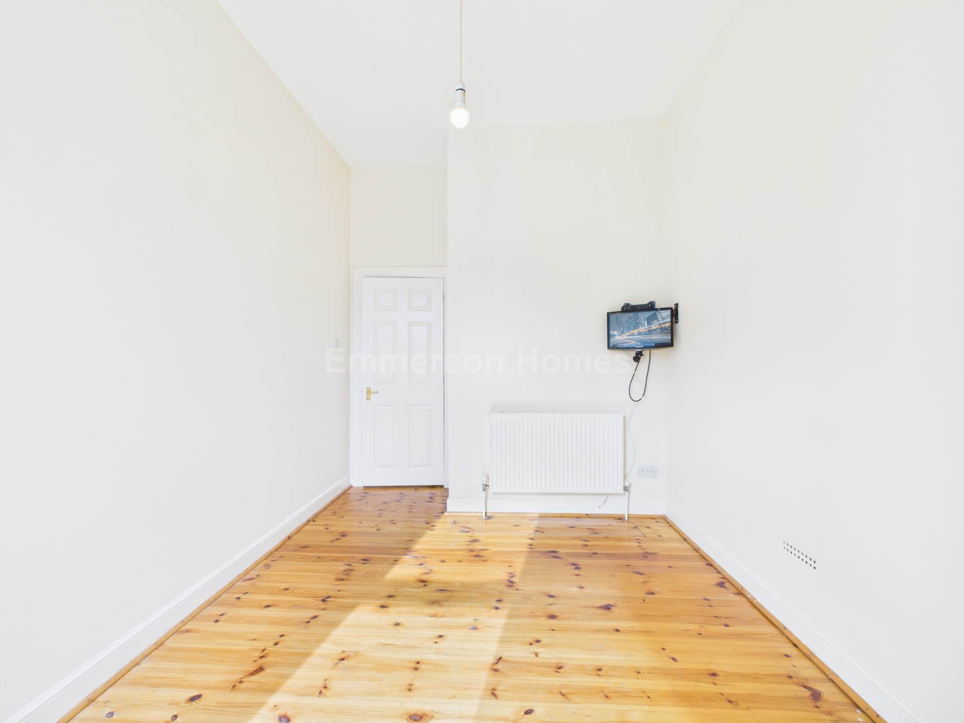 Thornhill, Johnstone, PA5, Image 9