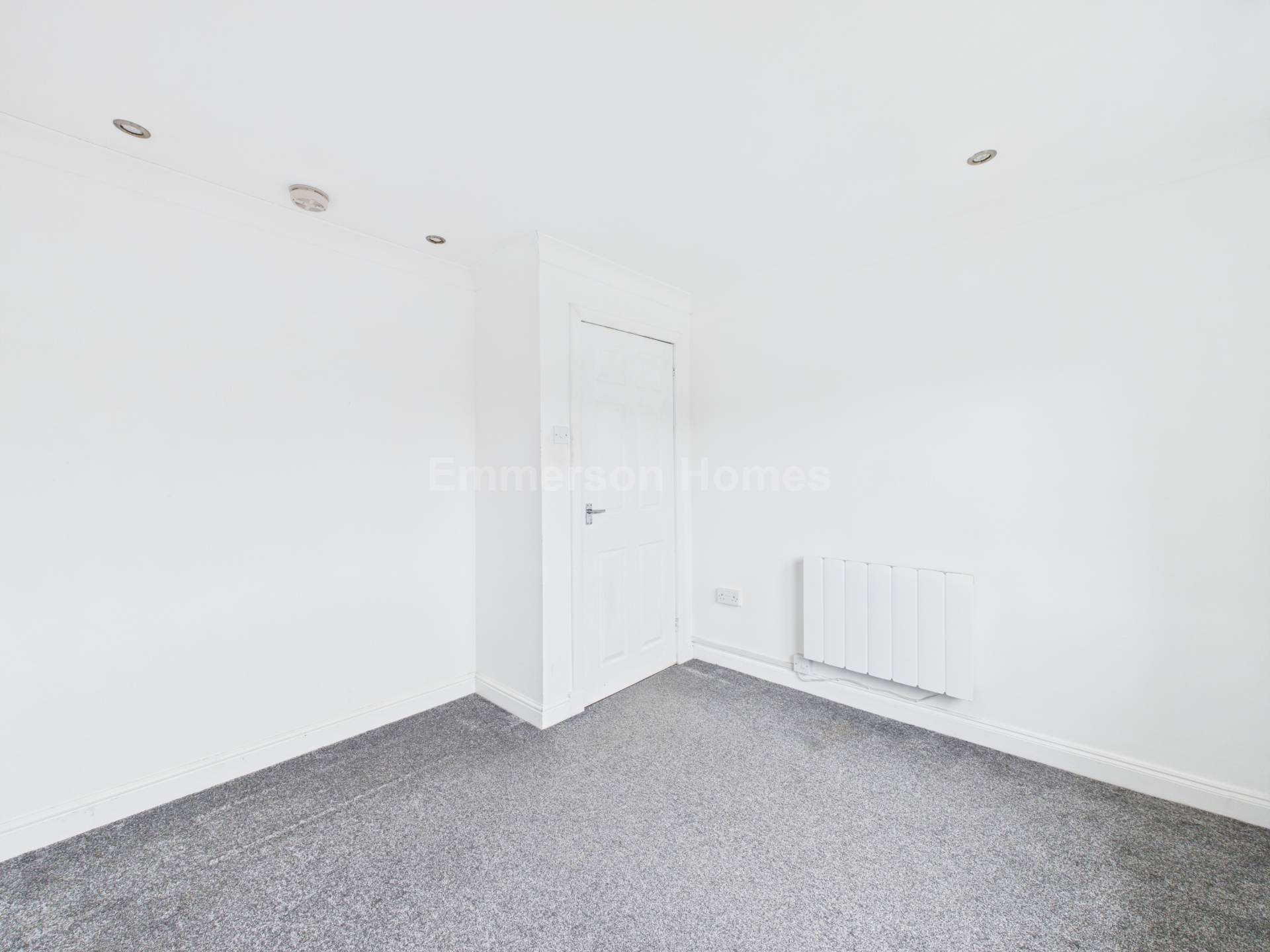 Thrush Place, Johnstone, Image 10