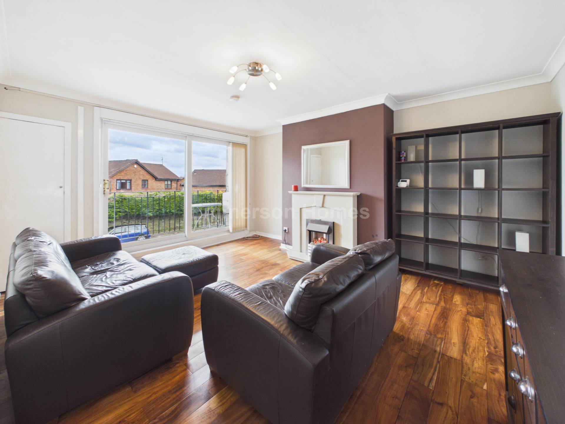 Thornhill, Johnstone, Image 2