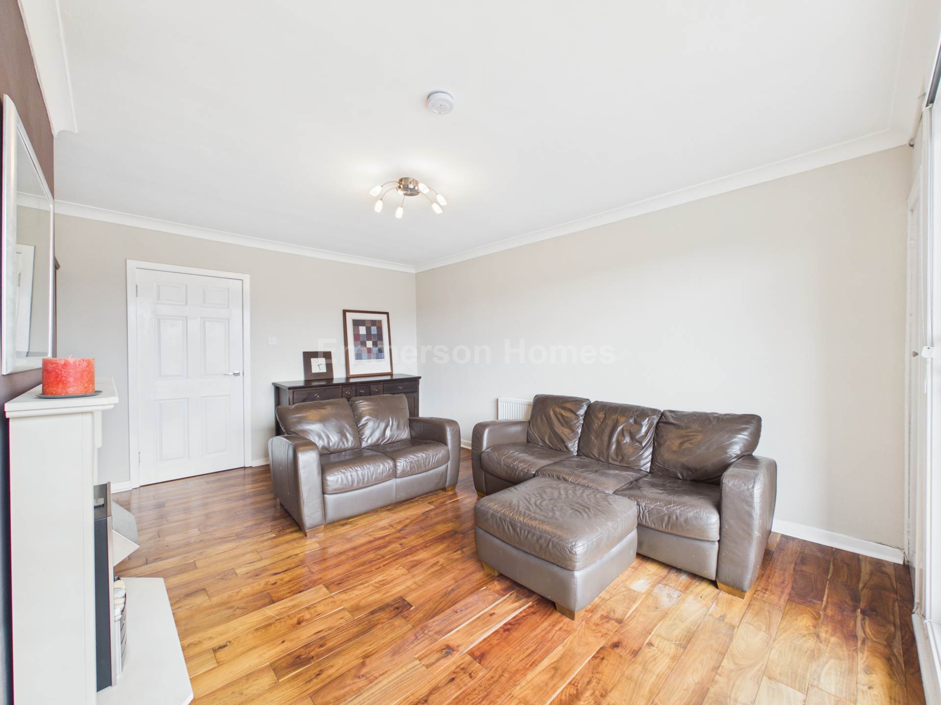 Thornhill, Johnstone, Image 3