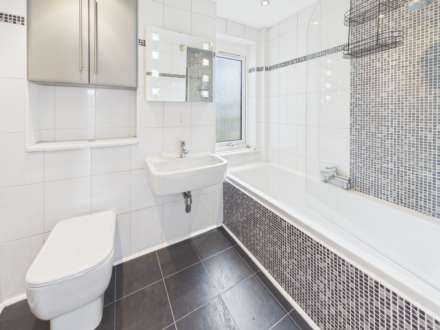 Thornhill, Johnstone, Image 11