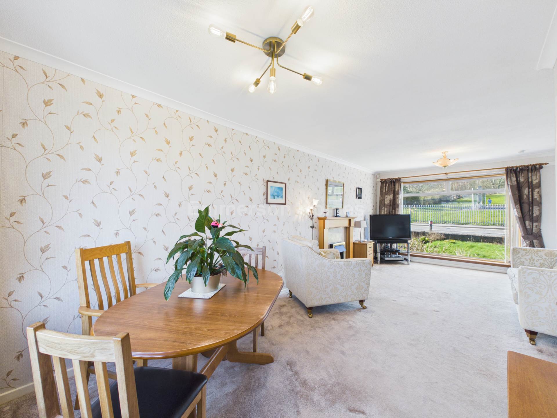 Fern Drive, Barrhead, Glasgow., Image 5