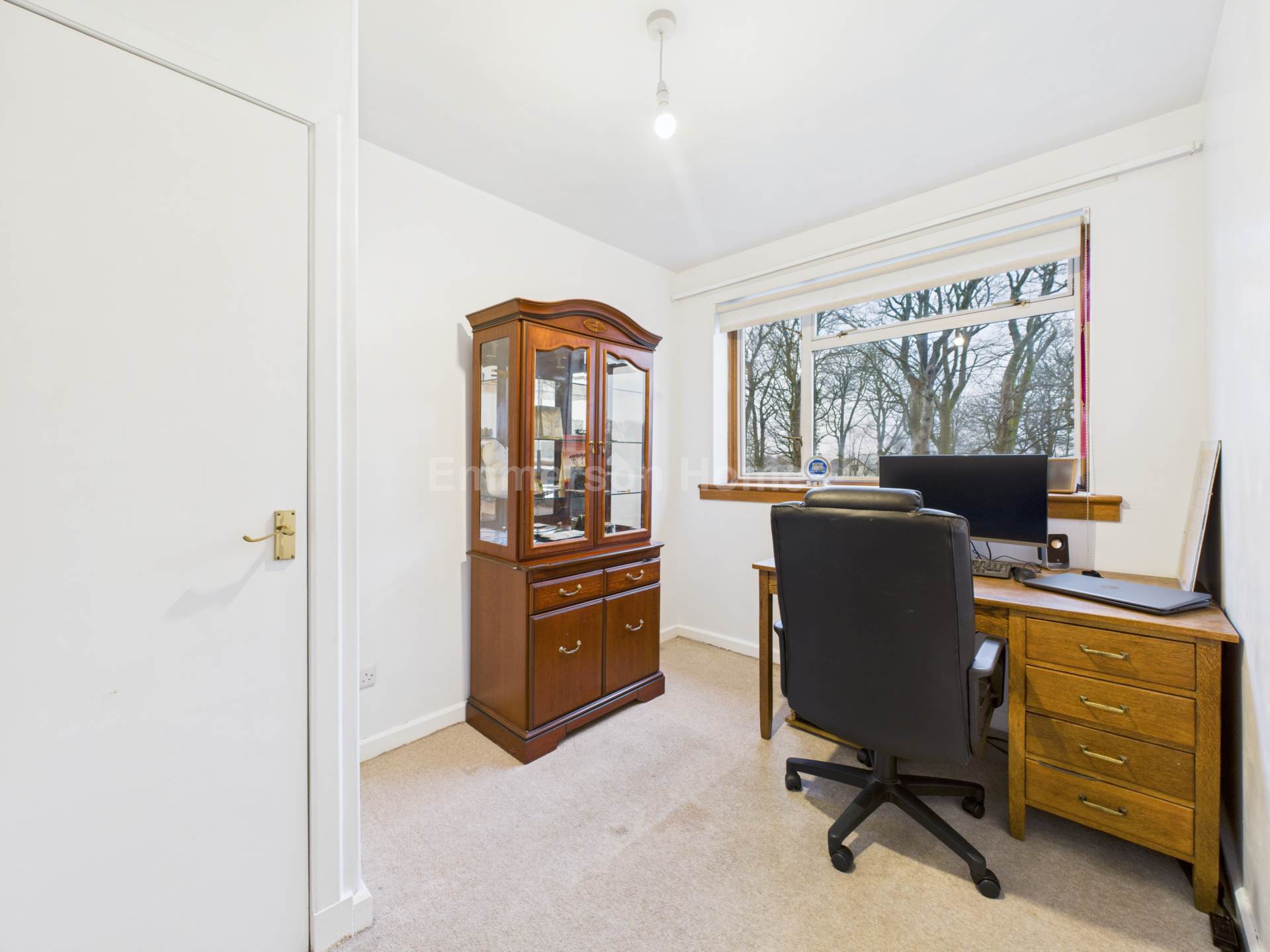 Windsor Crescent, Elderslie, PA5, Image 17