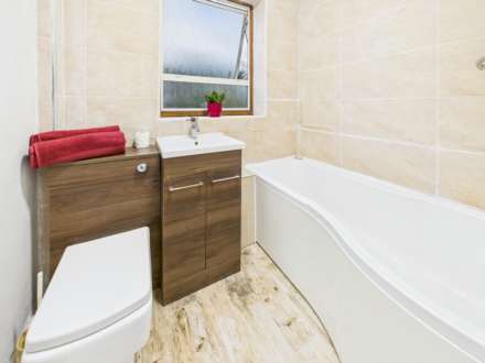 Windsor Crescent, Elderslie, PA5, Image 19