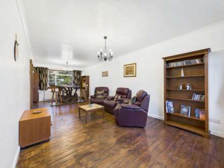 Windsor Crescent, Elderslie, PA5, Image 5