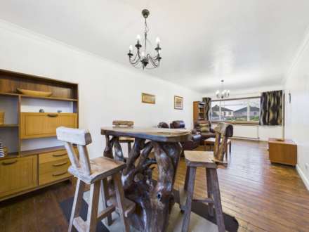 Windsor Crescent, Elderslie, PA5, Image 7