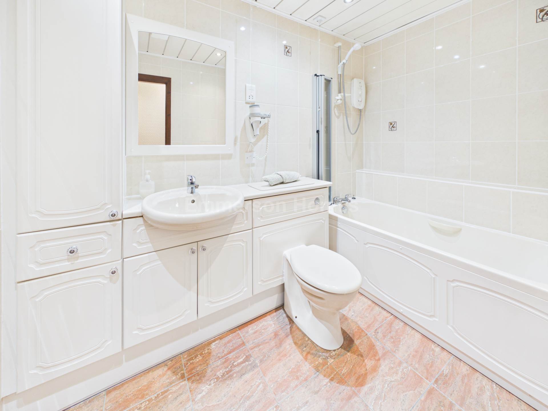 Fernleigh, High Kirk View, Johnstone, PA5, Image 13