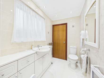 Fernleigh, High Kirk View, Johnstone, PA5, Image 12