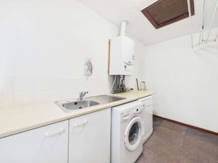 Fernleigh, High Kirk View, Johnstone, PA5, Image 14