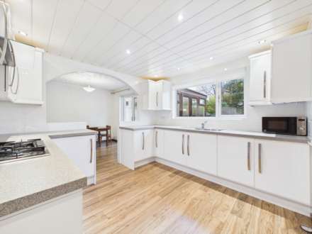 Fernleigh, High Kirk View, Johnstone, PA5, Image 5