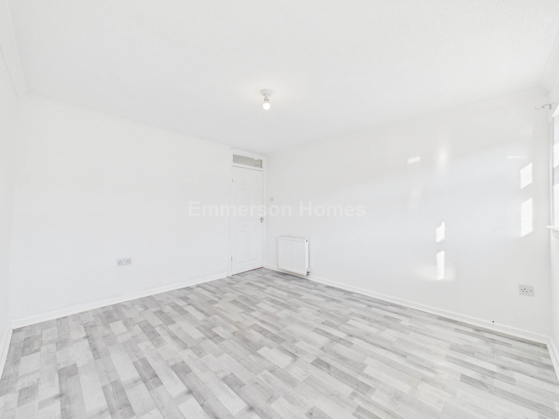 Tay Place, Johnstone, PA5, Image 11