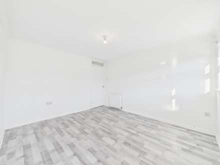 Tay Place, Johnstone, PA5, Image 11