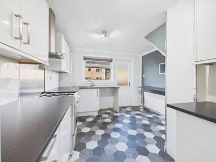 Tay Place, Johnstone, PA5, Image 5