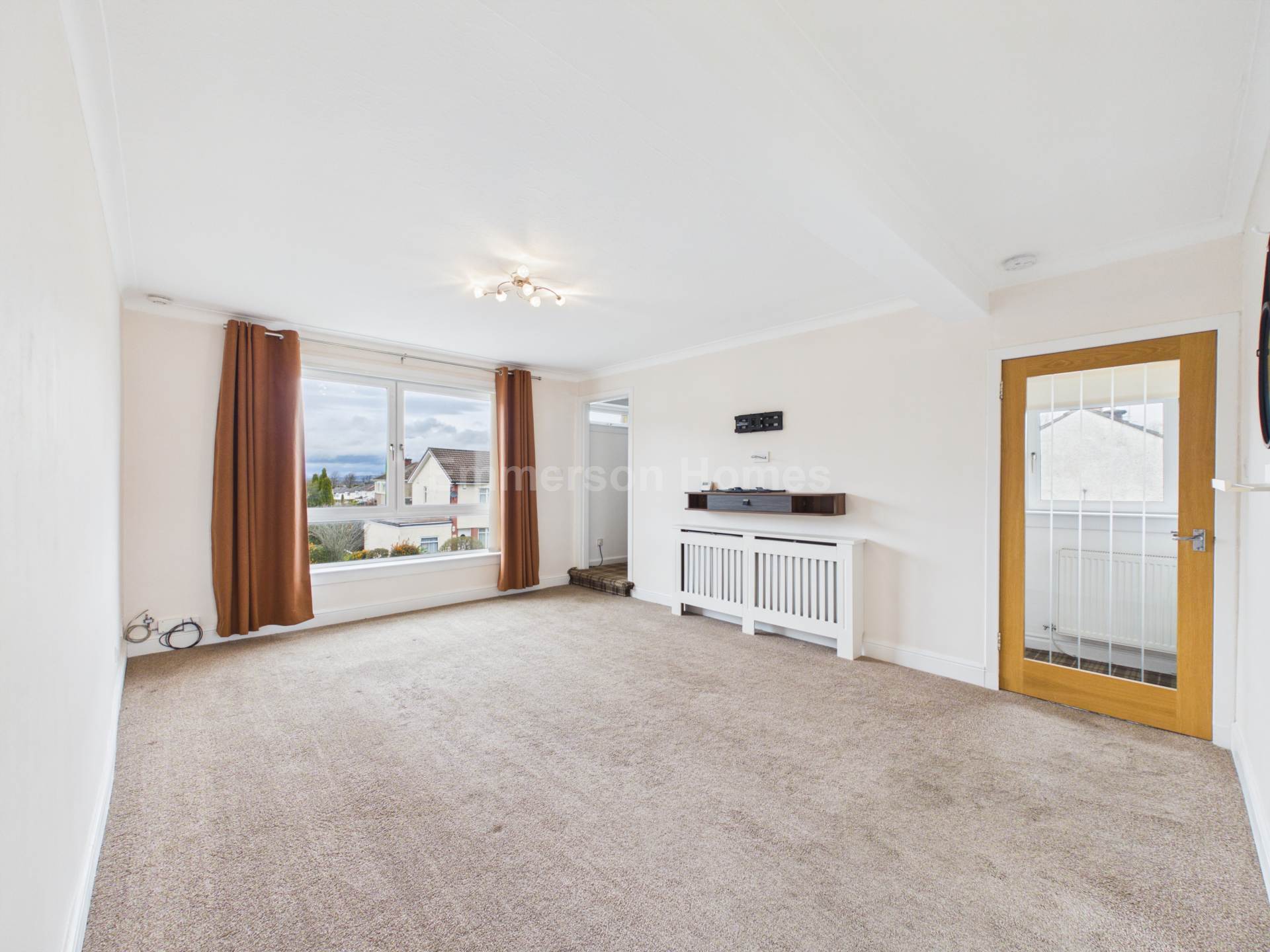 Dunvegan Avenue, Elderslie, PA5, Image 2