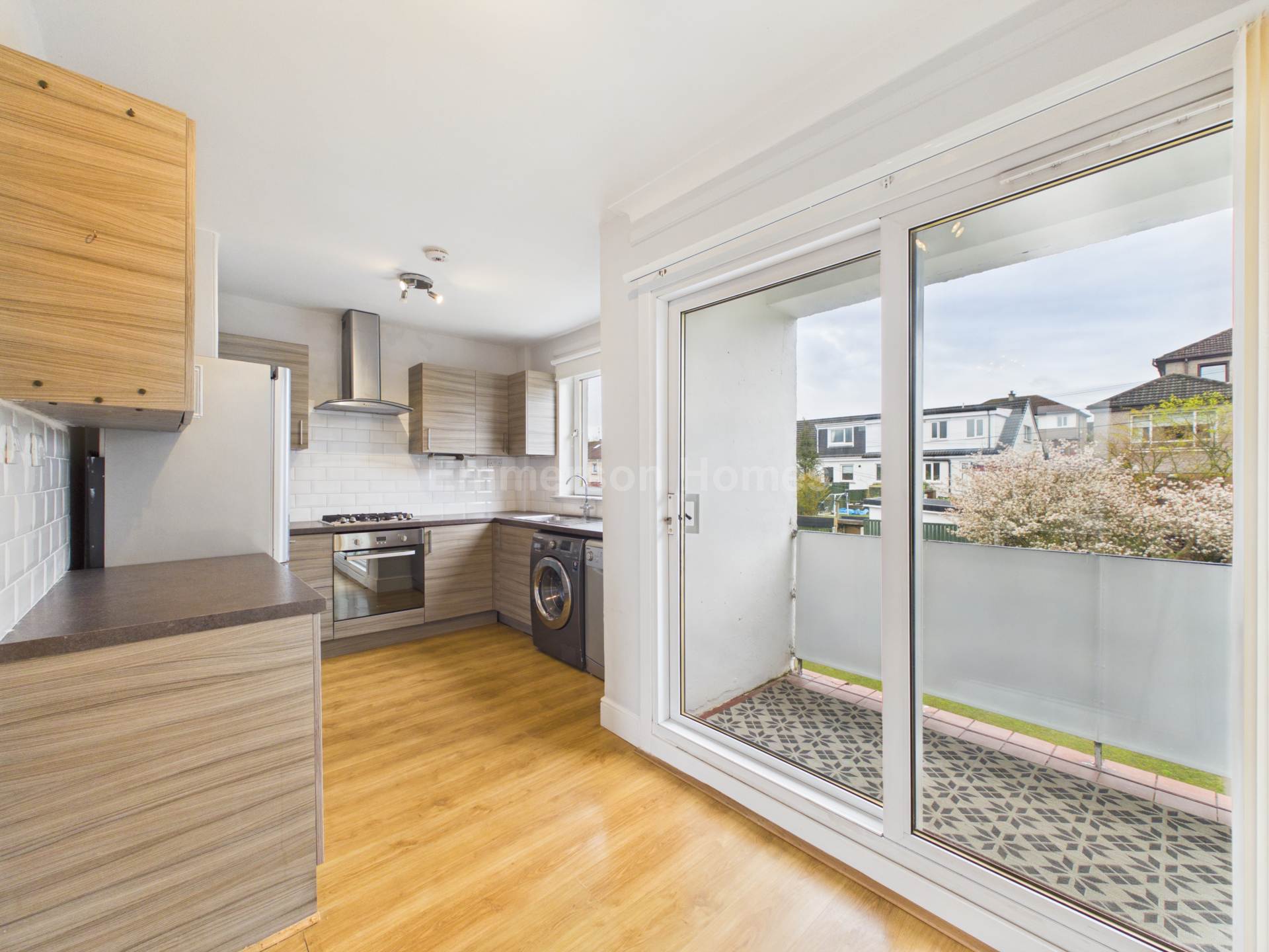 Dunvegan Avenue, Elderslie, PA5, Image 4