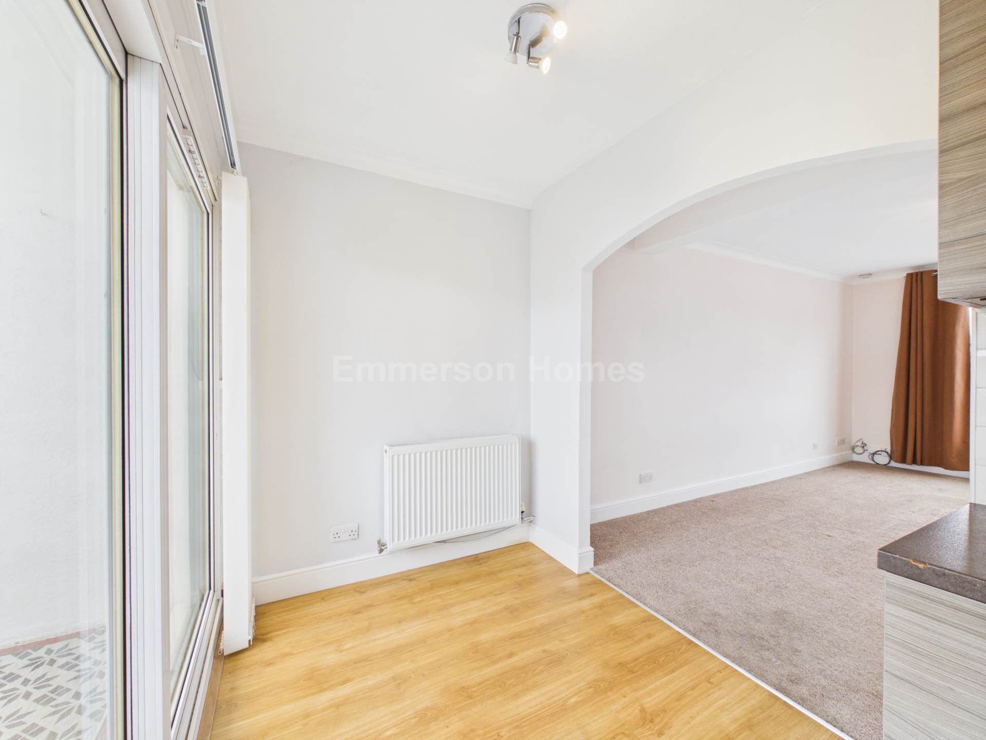 Dunvegan Avenue, Elderslie, PA5, Image 7