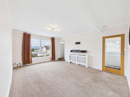 Dunvegan Avenue, Elderslie, PA5, Image 2