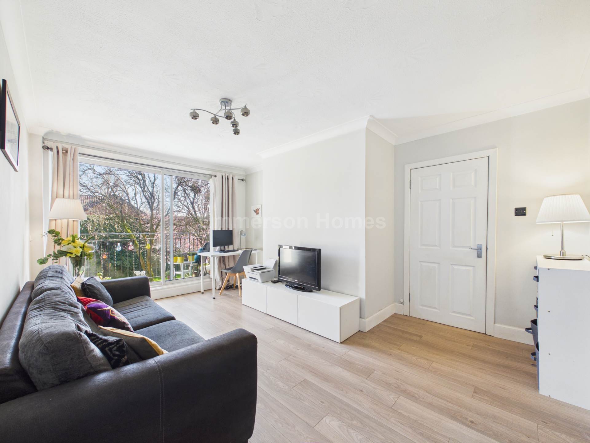 Thornhill, Johnstone, Image 2