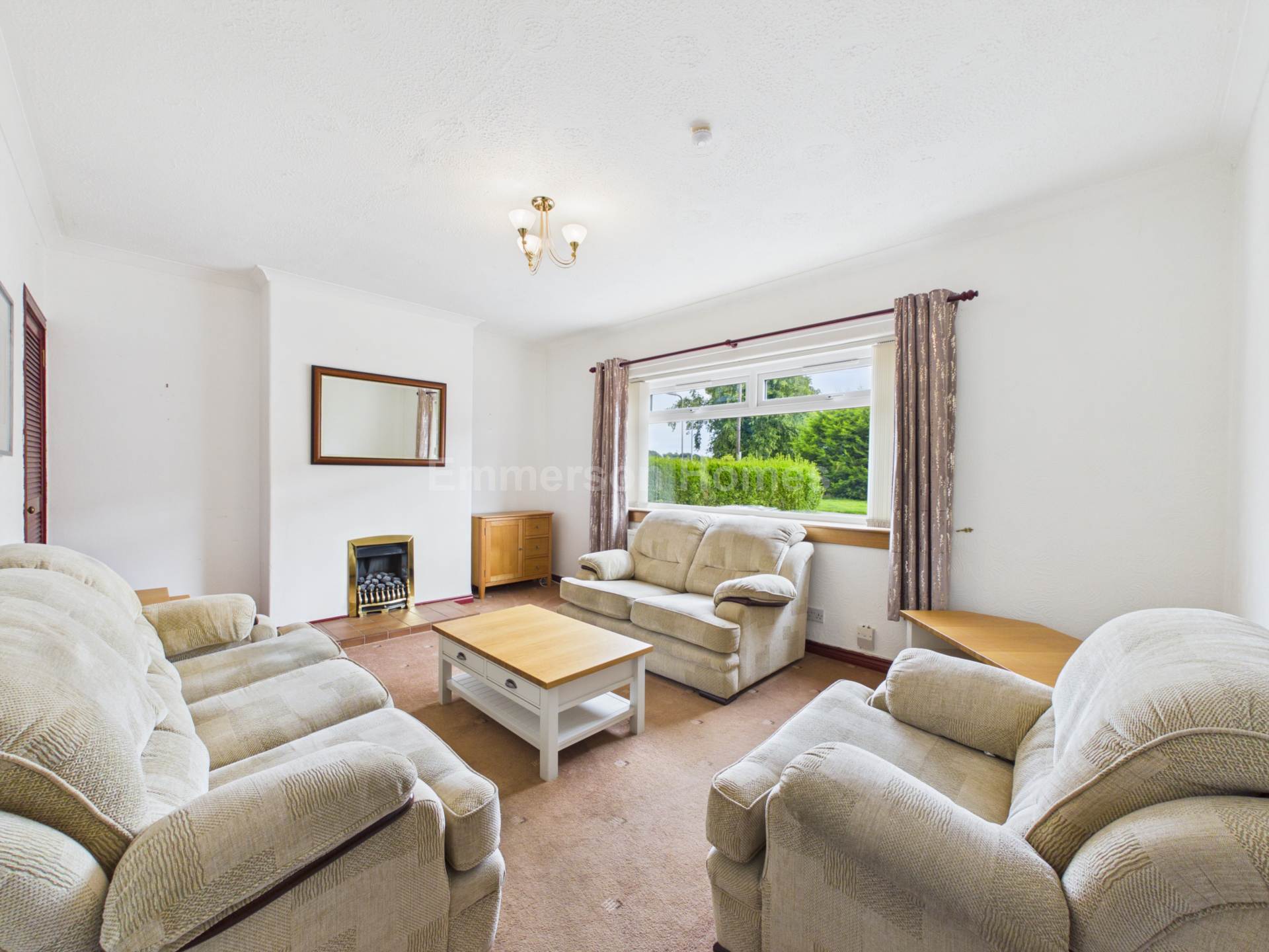Glentyan Avenue, Kilbarchan, PA10, Image 2