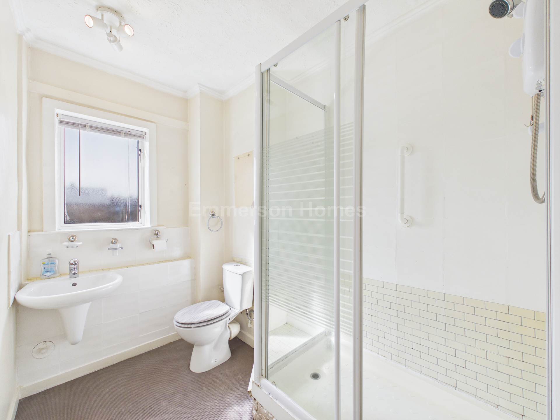 Houstoun Square, Johnstone, PA5, Image 6