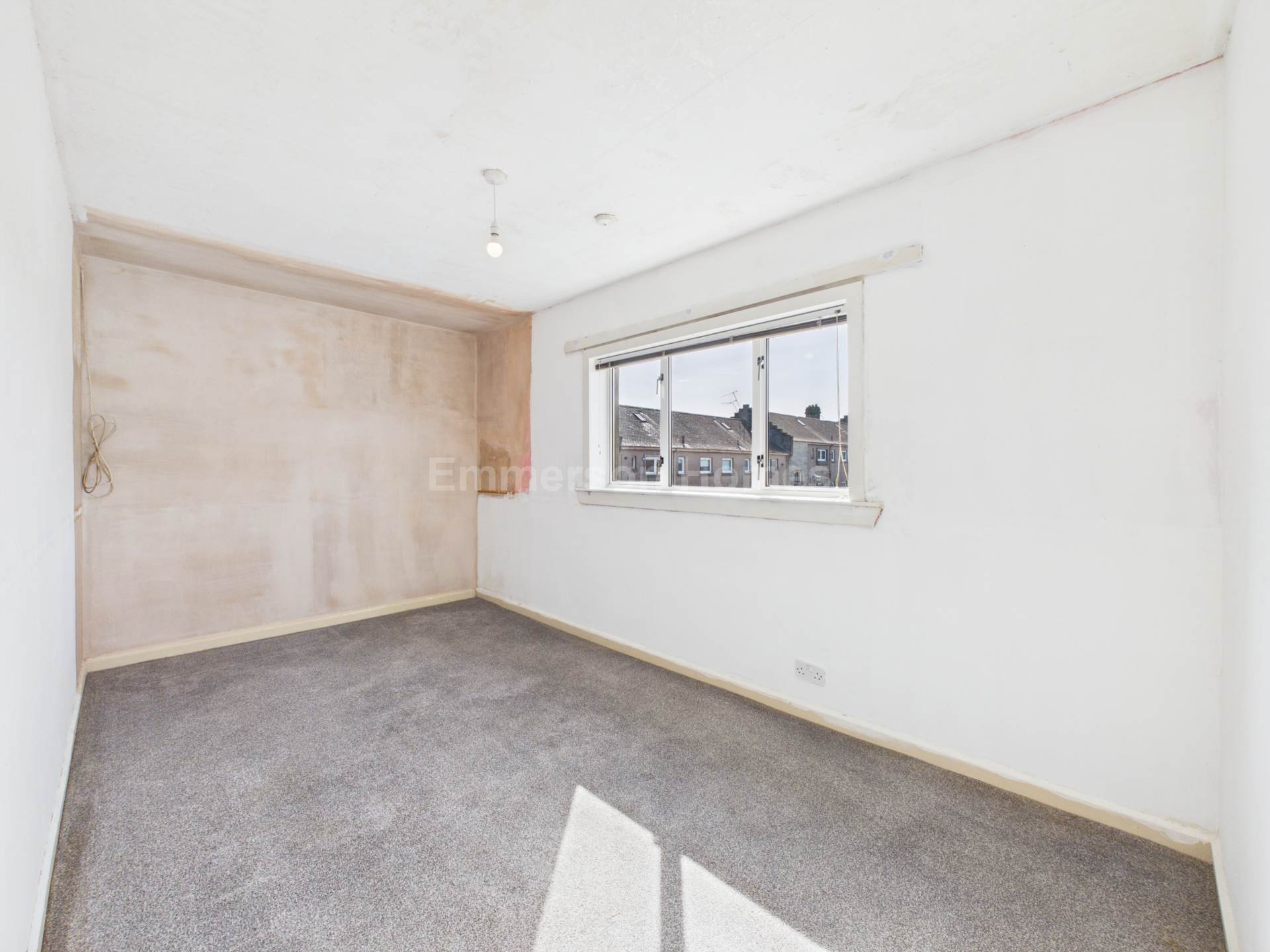 Houstoun Square, Johnstone, PA5, Image 7