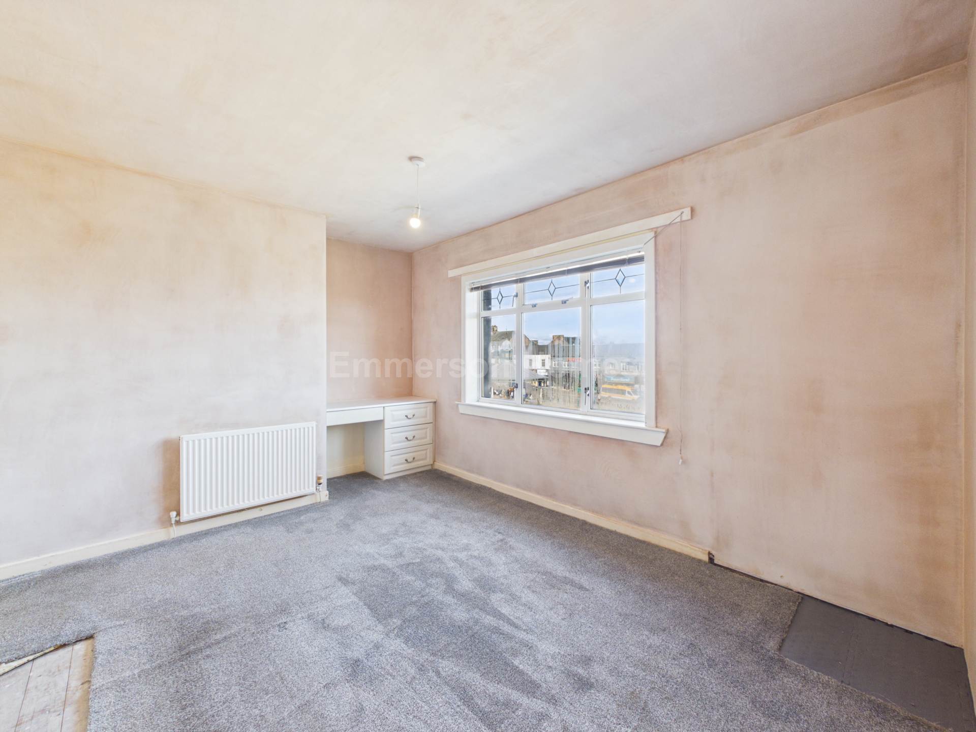 Houstoun Square, Johnstone, PA5, Image 9