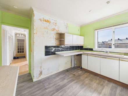 Houstoun Square, Johnstone, PA5, Image 5