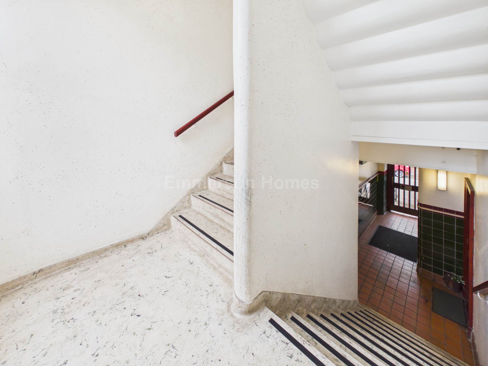 Thomson Avenue, Johnstone, PA5, Image 14