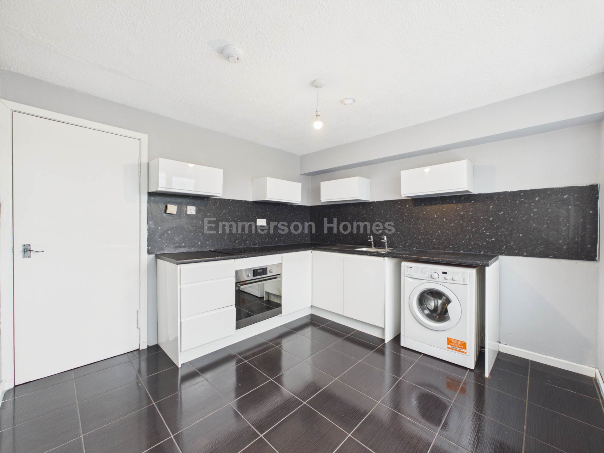 Graham Street, Johnstone, PA5, Image 4