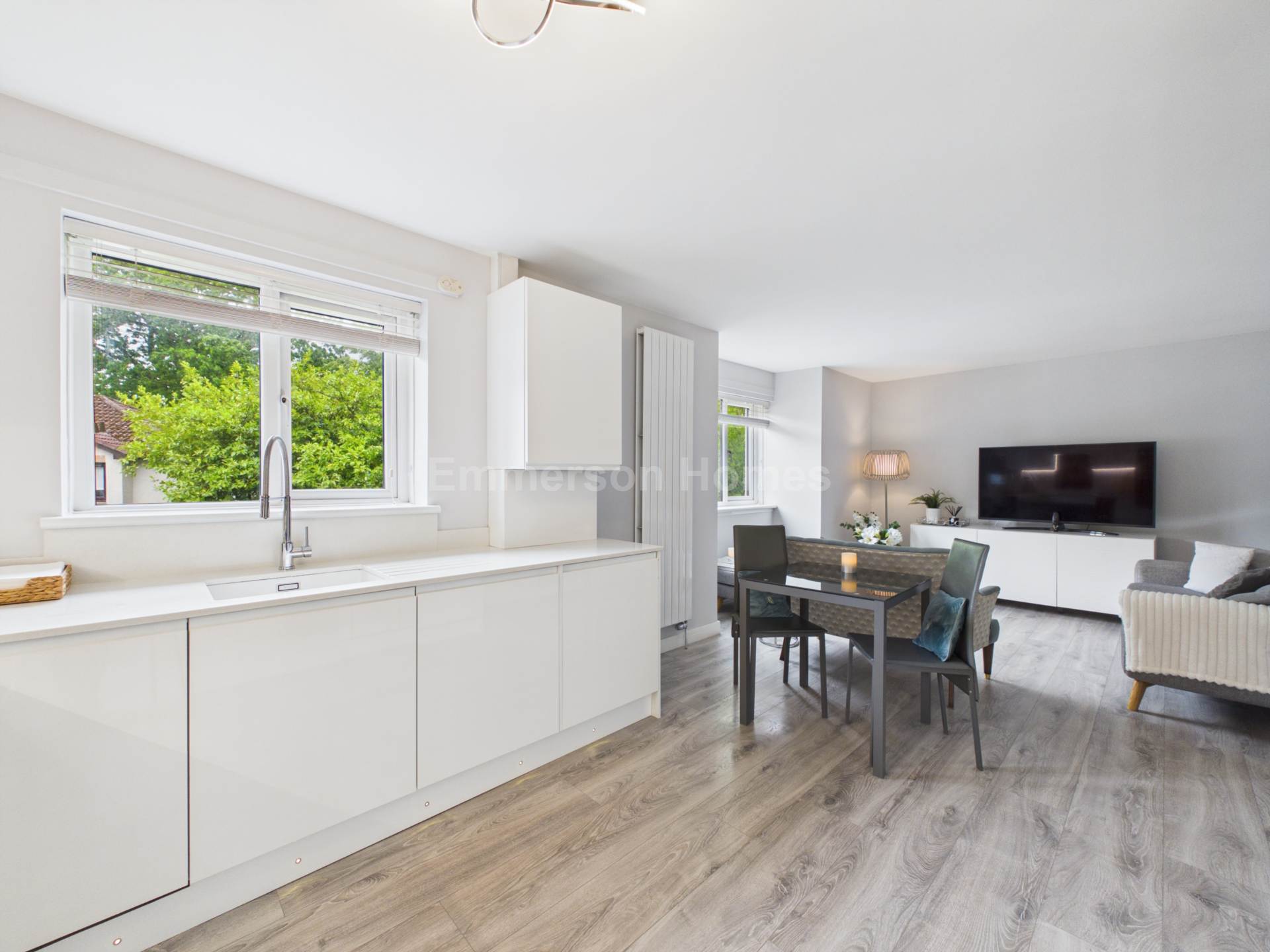 Loanhead Road, Linwood, PA3, Image 6