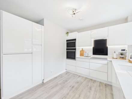 Loanhead Road, Linwood, PA3, Image 5