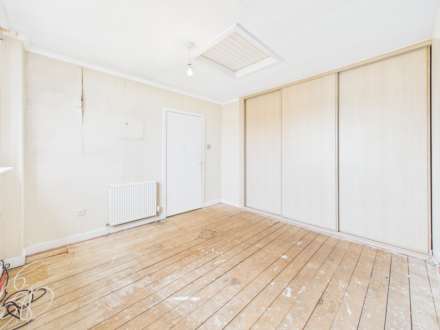 Ness Avenue, Johnstone, PA5, Image 9
