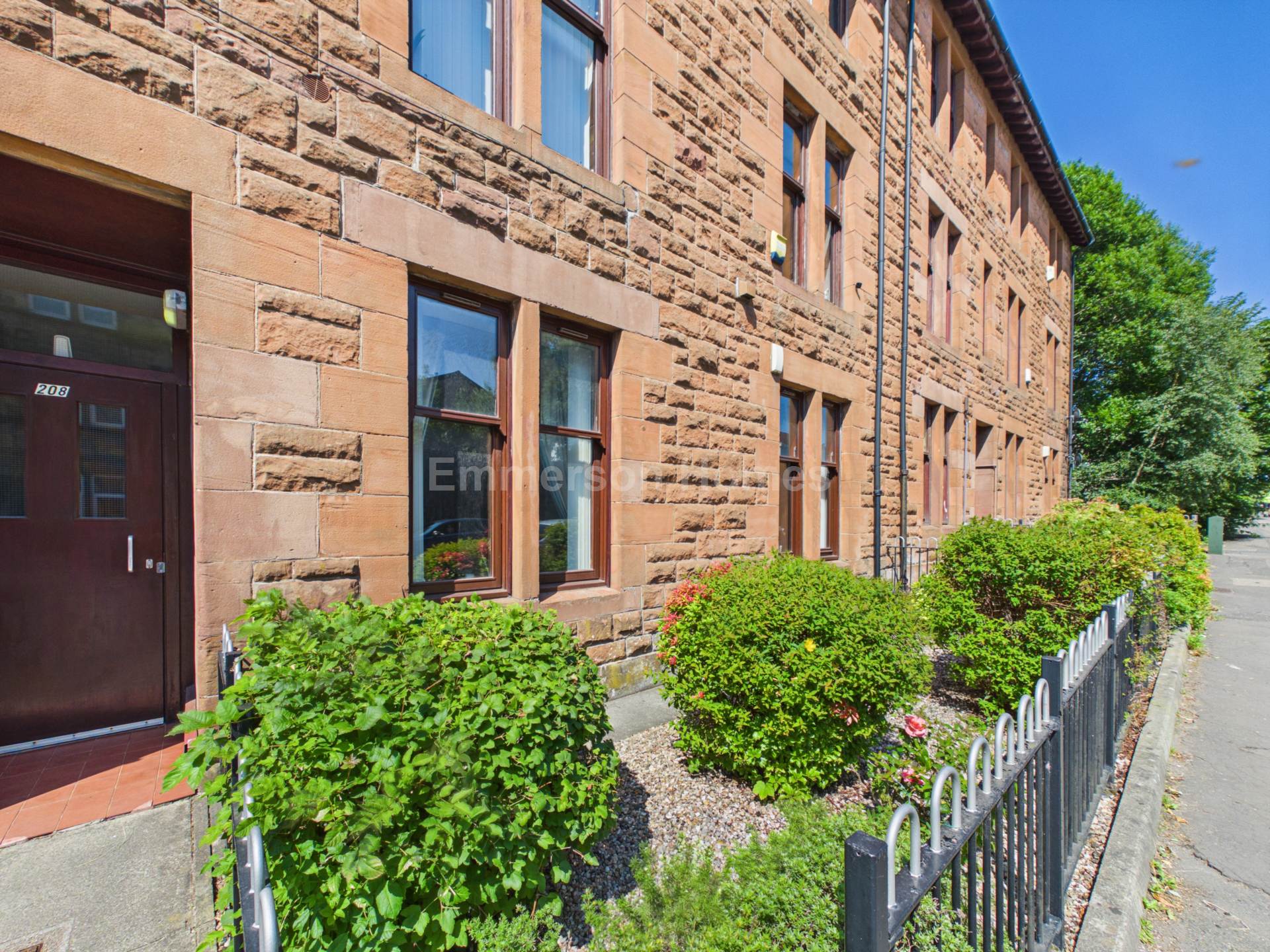 Main Road, Elderslie, PA5, Image 13