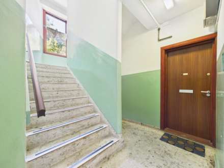 Main Road, Elderslie, PA5, Image 12