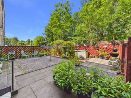 Main Road, Elderslie, PA5, Image 17