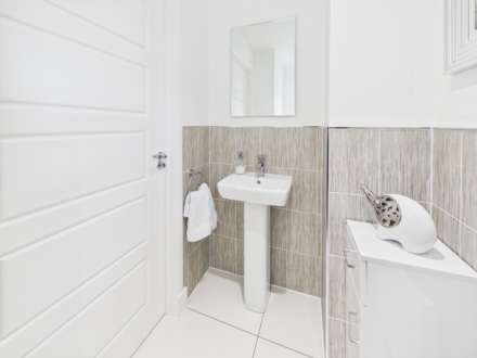 Newfield Way, Brookfield, PA5, Image 3