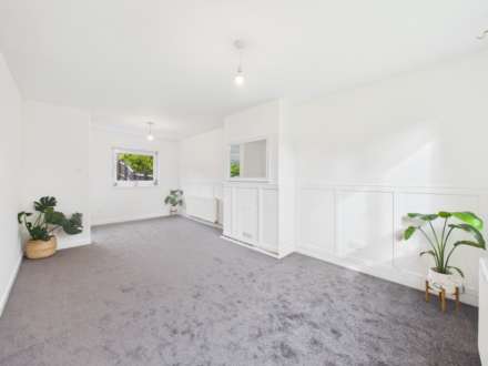 St Andrews Lane, Alexandria, G83, Image 3