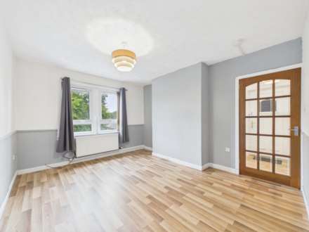 Thomson Avenue, Johnstone, PA5, Image 3