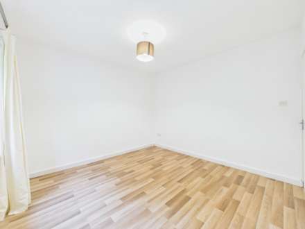 Thomson Avenue, Johnstone, PA5, Image 7