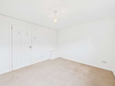 Rowantree Road, Johnstone, PA5, Image 7