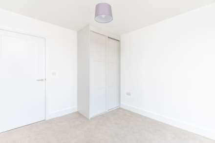 Calibre House - Perrymount Apartments, Image 6
