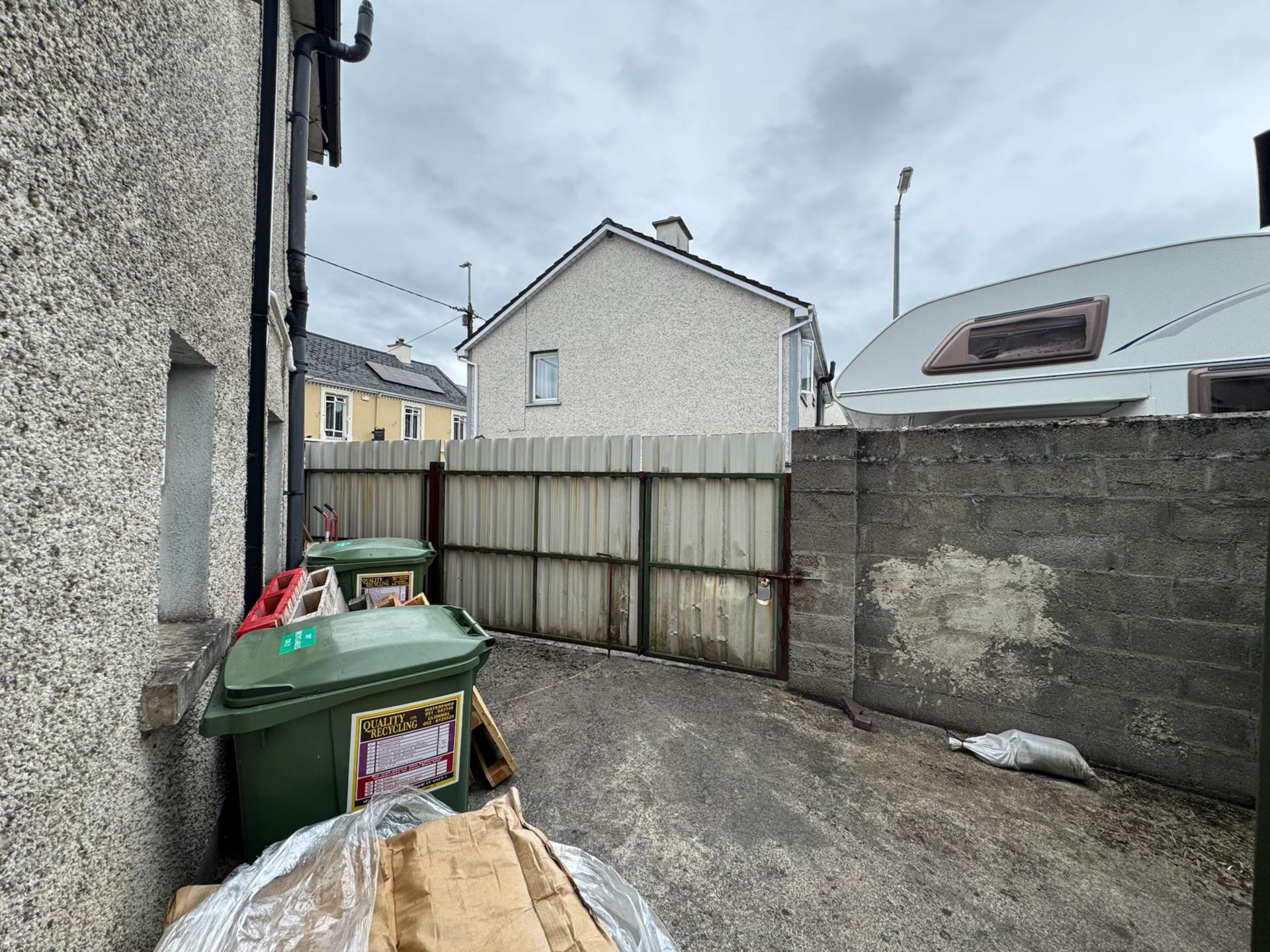 Shop and Residence at Carrick Street, Mullinahone, E41 X759 Shop and Residence at Carrick Street, Mullinahone, E41 X759