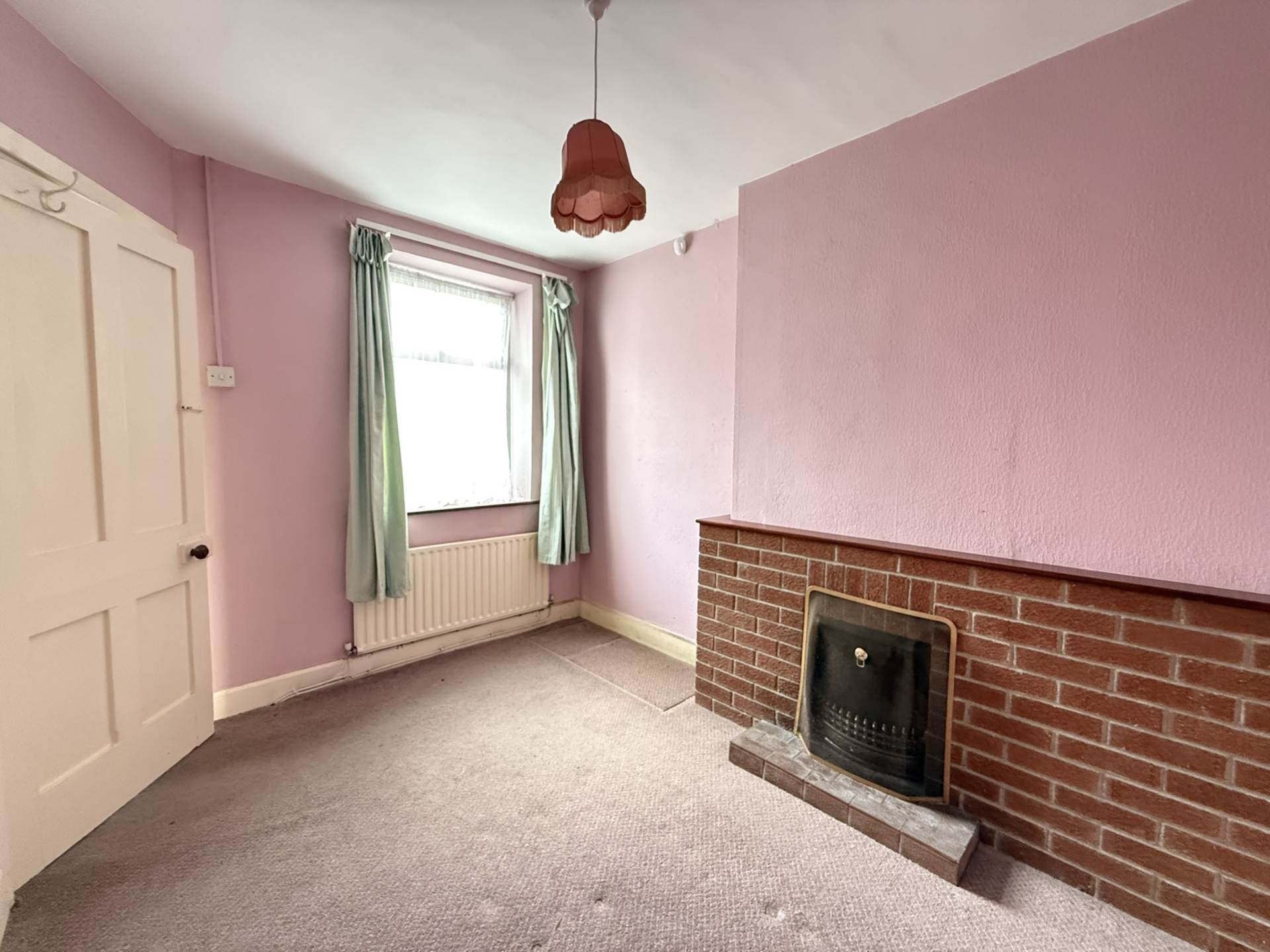 12 Davis Terrace, Clonmel, E91 HH02 12 Davis Terrace, Clonmel, E91 HH02