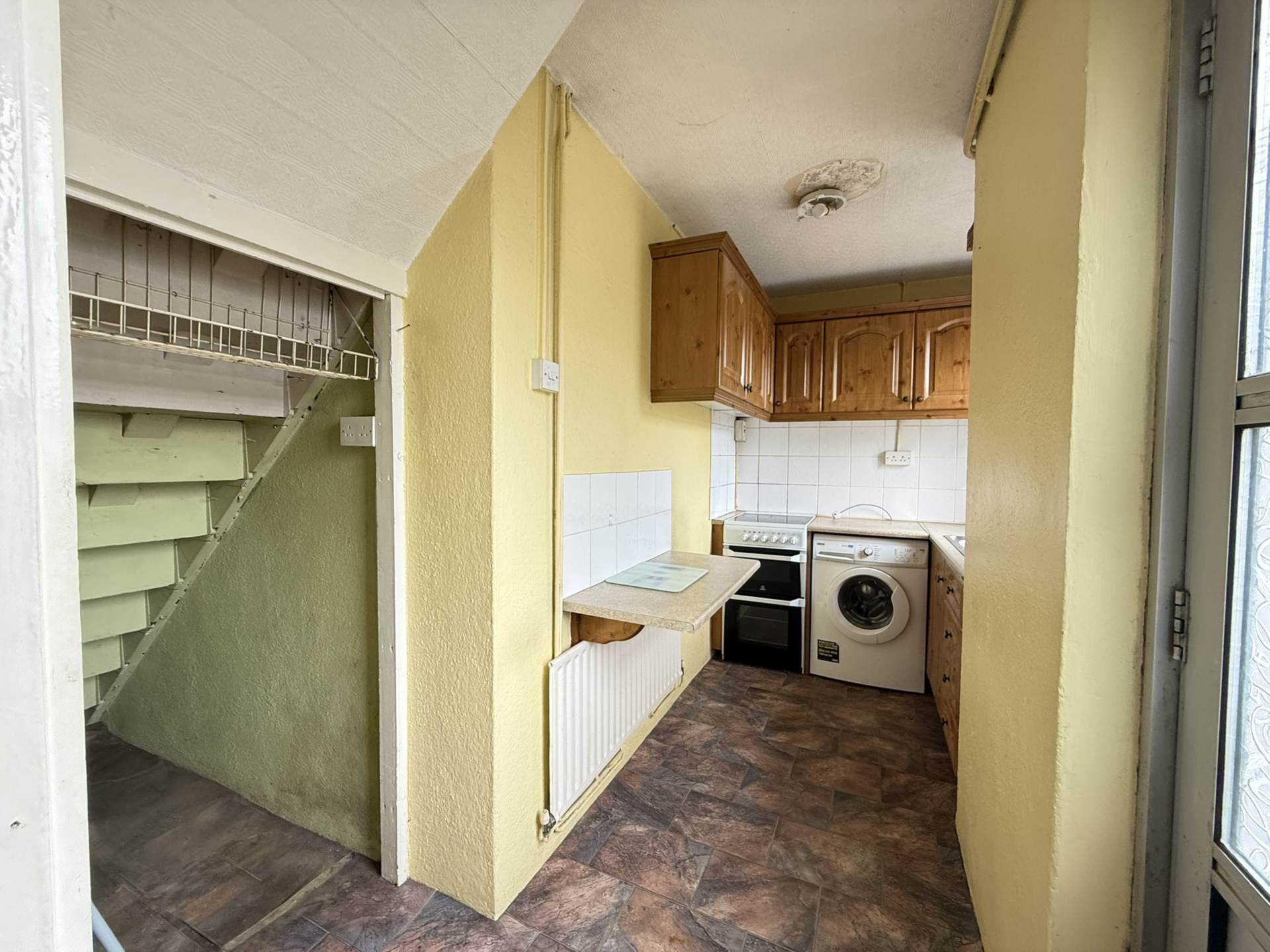 12 Davis Terrace, Clonmel, E91 HH02 12 Davis Terrace, Clonmel, E91 HH02