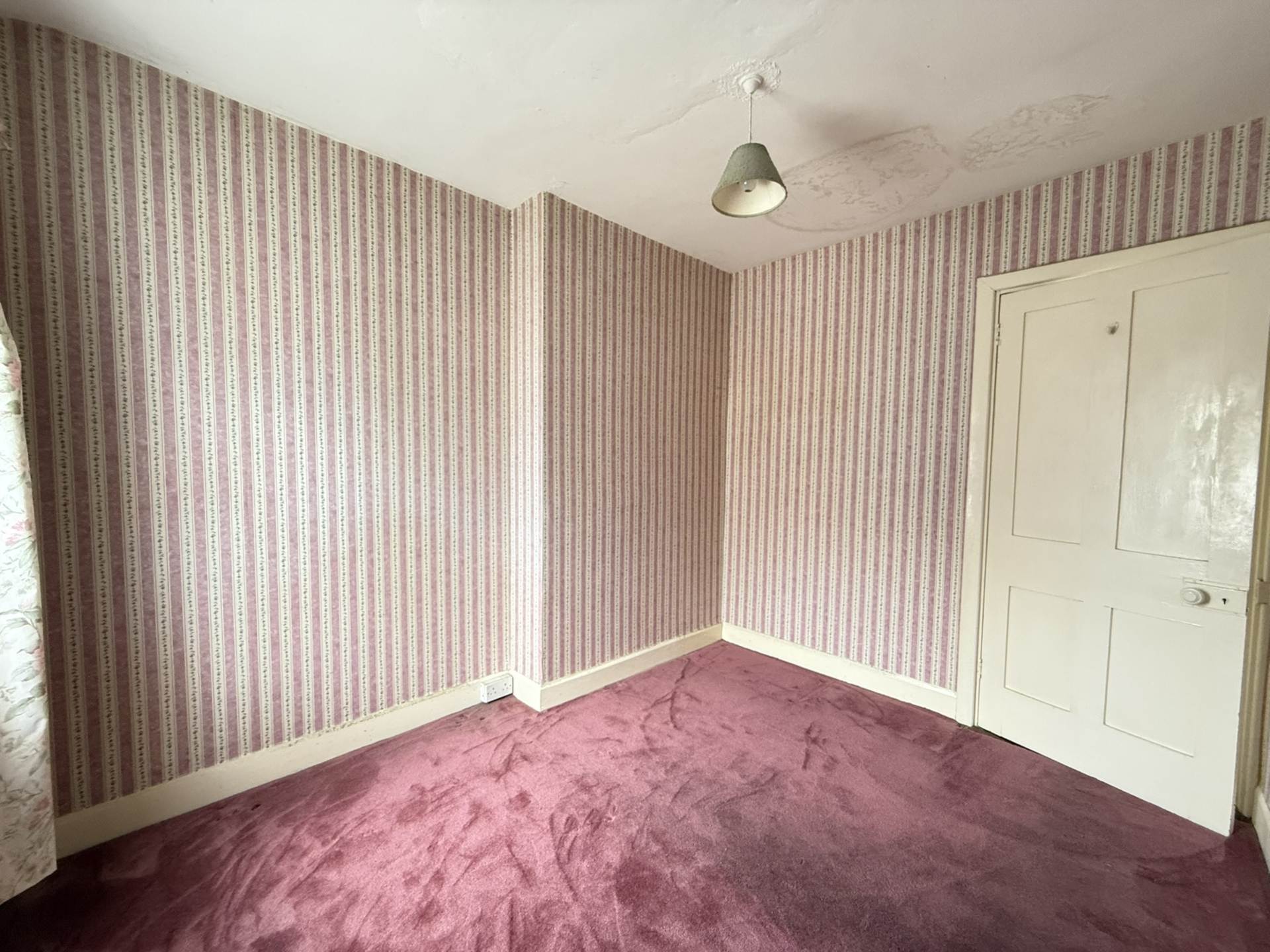 12 Davis Terrace, Clonmel, E91 HH02 12 Davis Terrace, Clonmel, E91 HH02