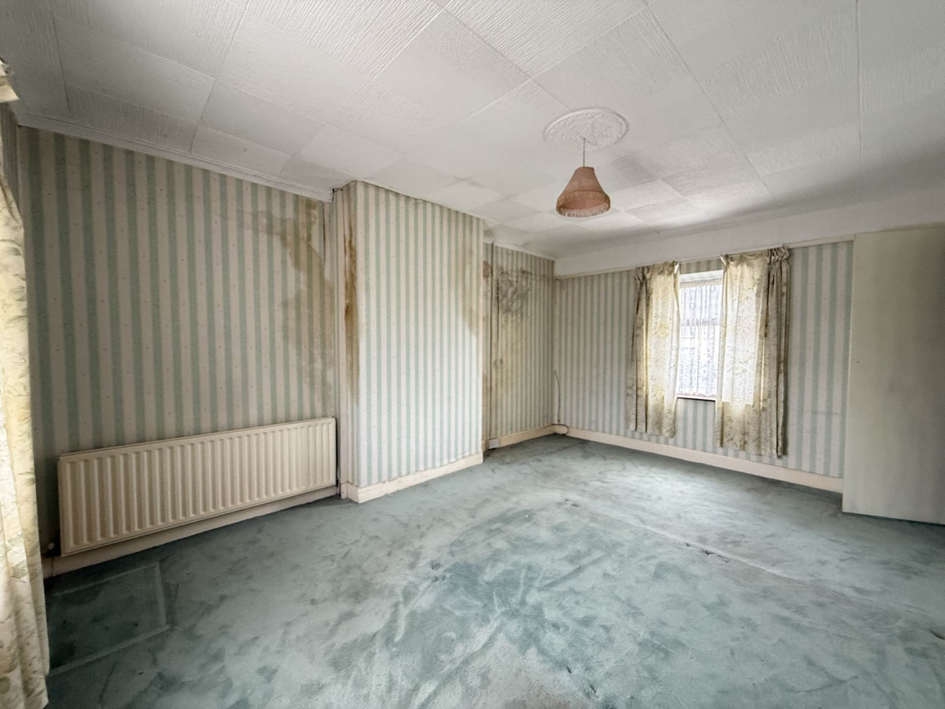 12 Davis Terrace, Clonmel, E91 HH02 12 Davis Terrace, Clonmel, E91 HH02